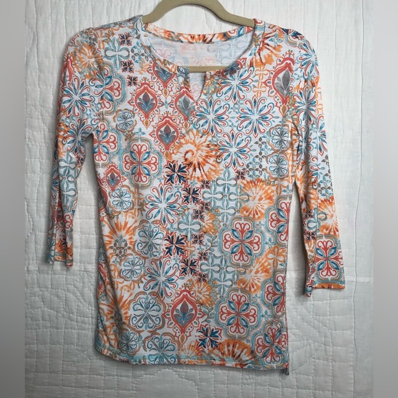 T by Talbots ladies medallion split neck ruched top size P - Picture 6 of 6